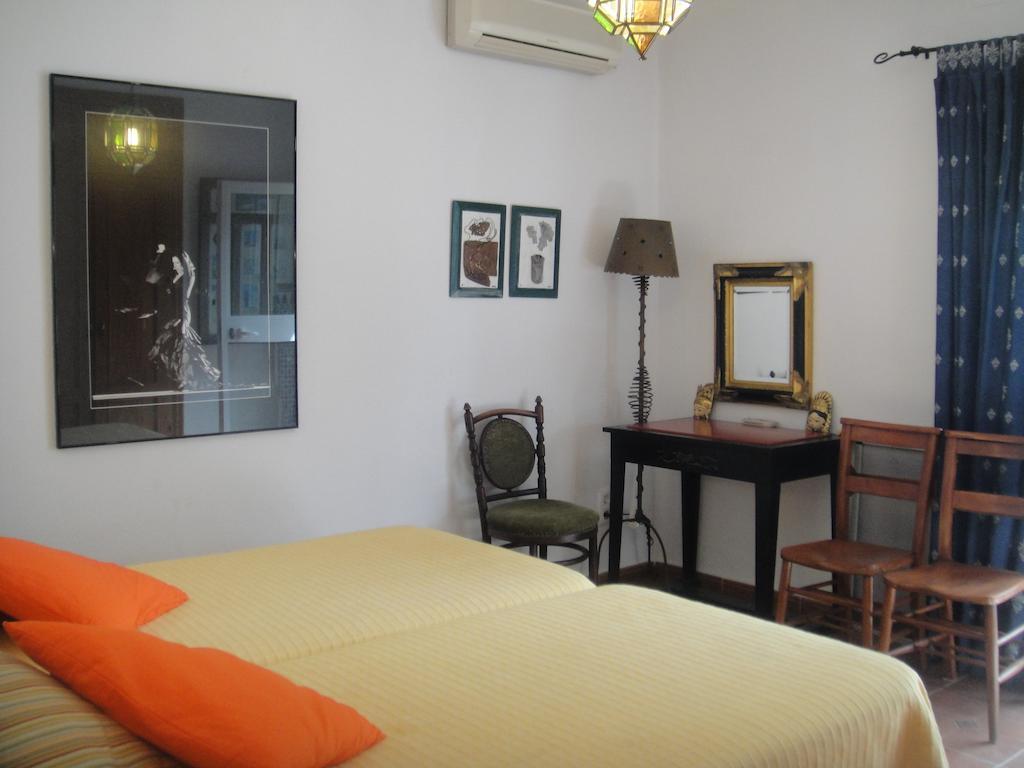 Hotel Casa La Felicidad Chiclana de la Frontera Zimmer foto