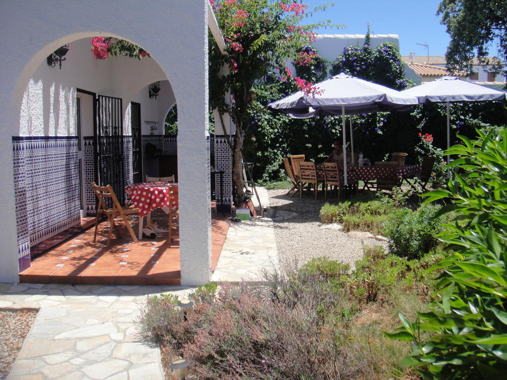 Hotel Casa La Felicidad Chiclana de la Frontera Exterior foto